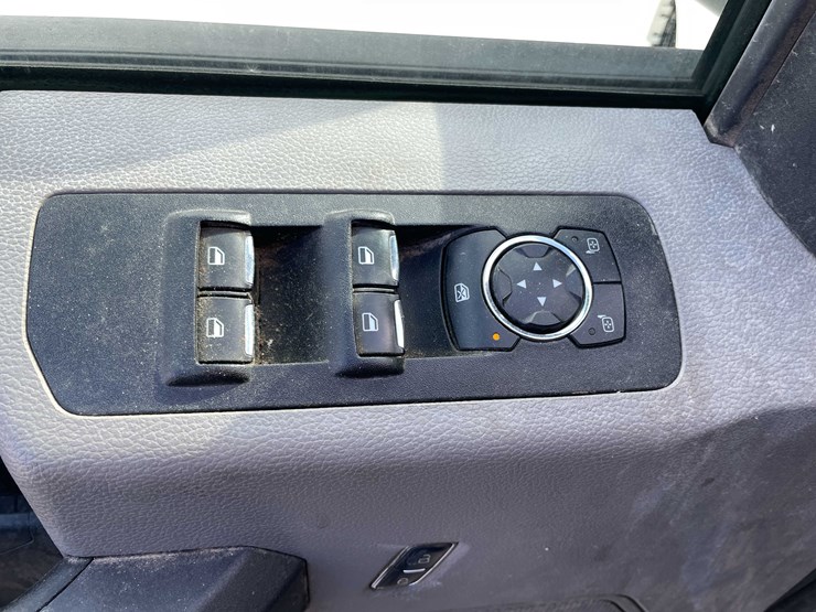 2018-ford-f150-image-53