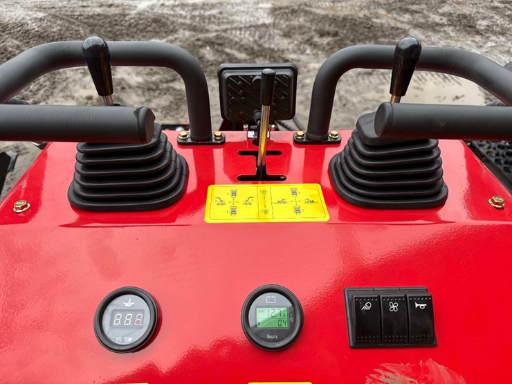 new-sdlool-co-stand-on-mini-skidloader-model-sl360t-image-7