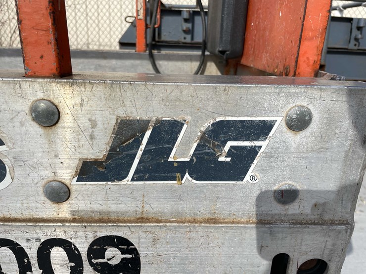 2007-jlg-1930es-image-10