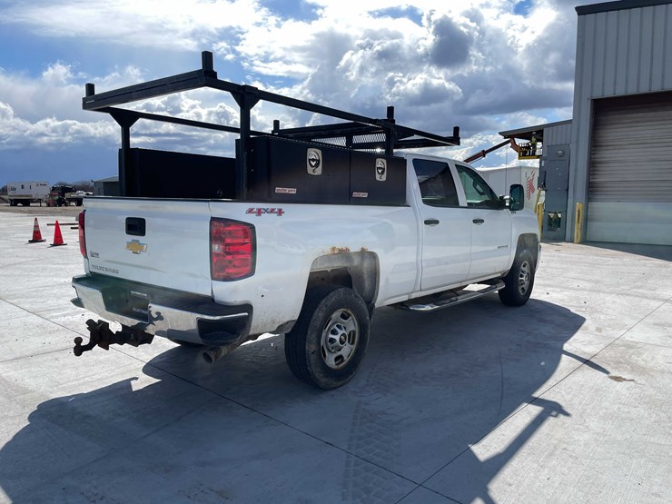 2015-chevrolet-1500-image-5