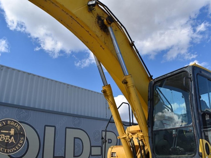 2013-komatsu-pc360-lc-10-image-28