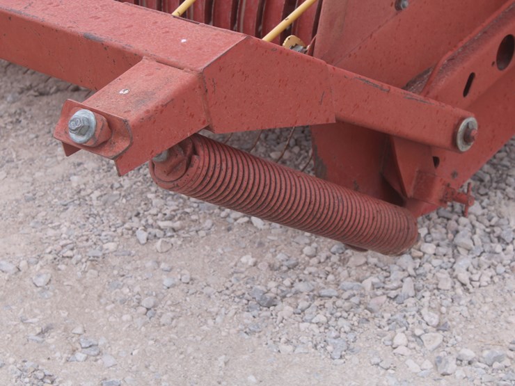 1991-new-holland-144-image-10