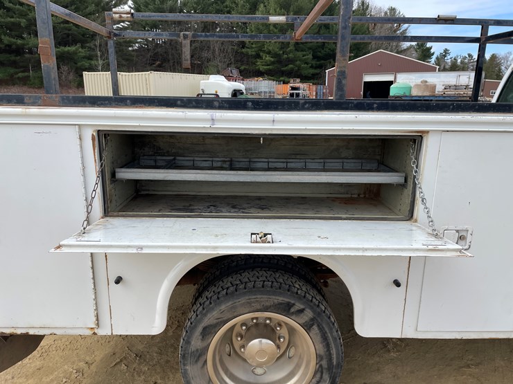 2008-ford-f550-image-21