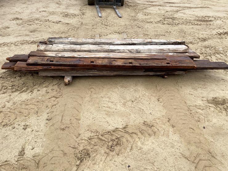 #3979-•-(15)-hand-hewn-barn-beam-face-boards-image-5