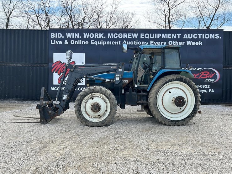 new-holland-tm135-image-1