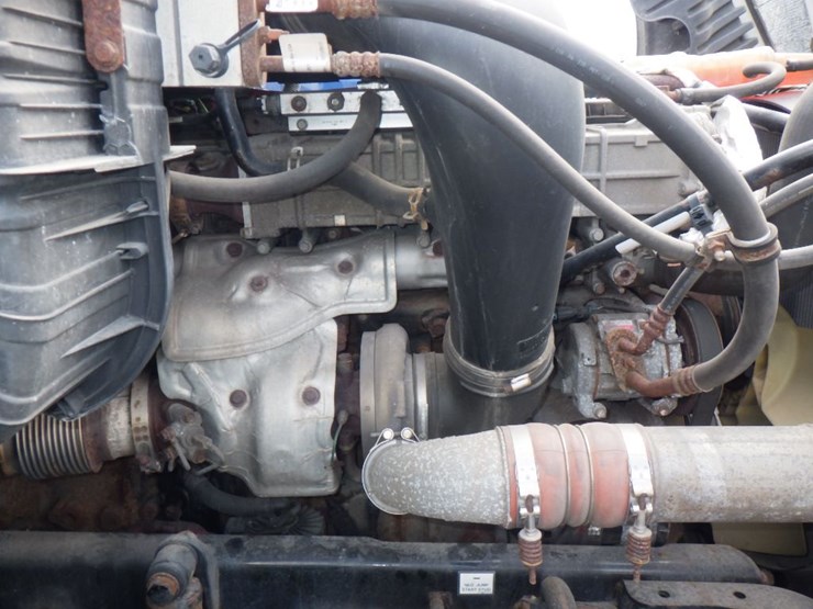 2018-freightliner-cascadia-125-image-23