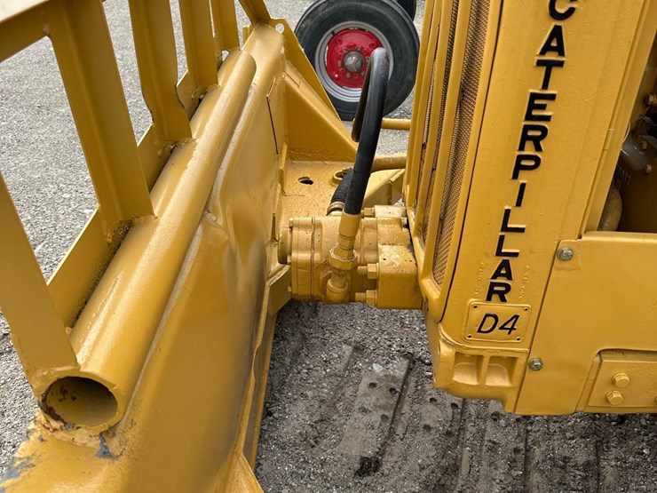 caterpillar-d4-image-5