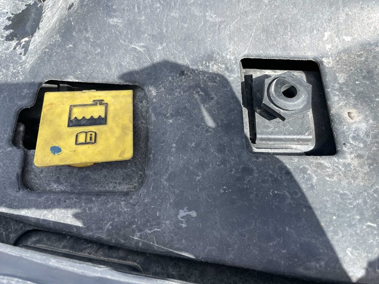 2016-dodge-2500-image-19