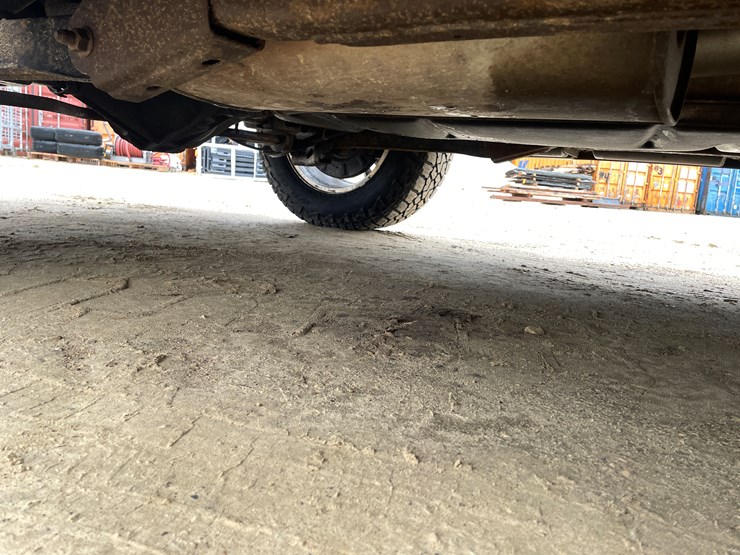 2015-chevrolet-suburban-image-88