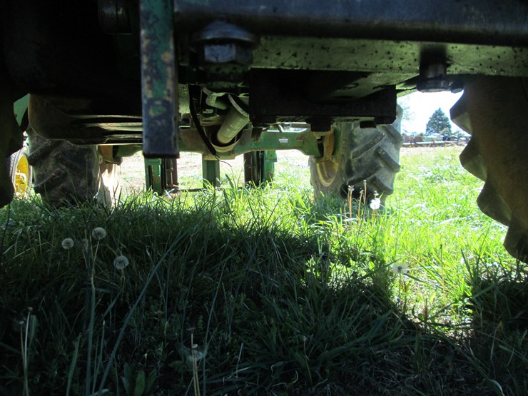 john-deere-6215-image-31