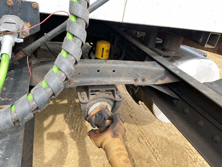 #400-•-1997-mac-ch600-semi-(has-wi-title)-image-31