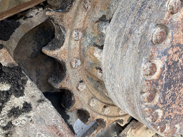 2018-komatsu-pc210-lc-11-image-21