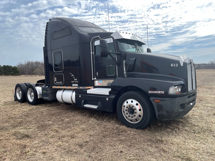 2006-caterpillar-c15-image-3