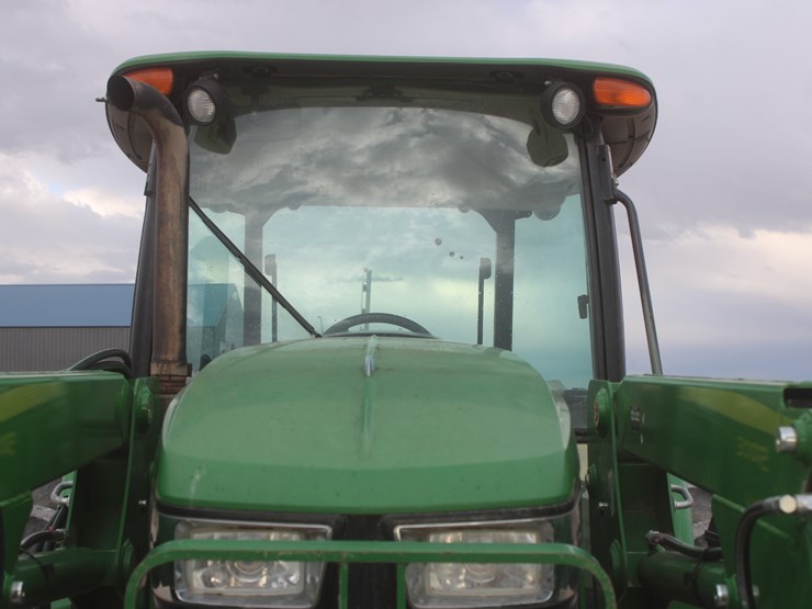2013-john-deere-5100e-image-14