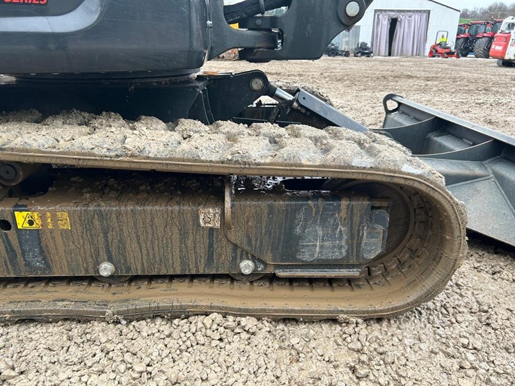 2022-bobcat-e42-image-14