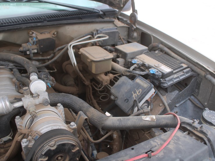 2000-chevrolet-k3500-image-46