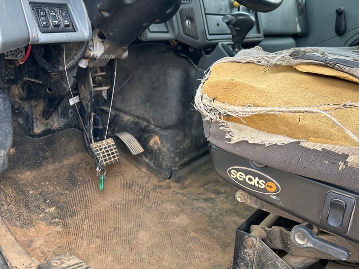 2005-international-4300-image-30