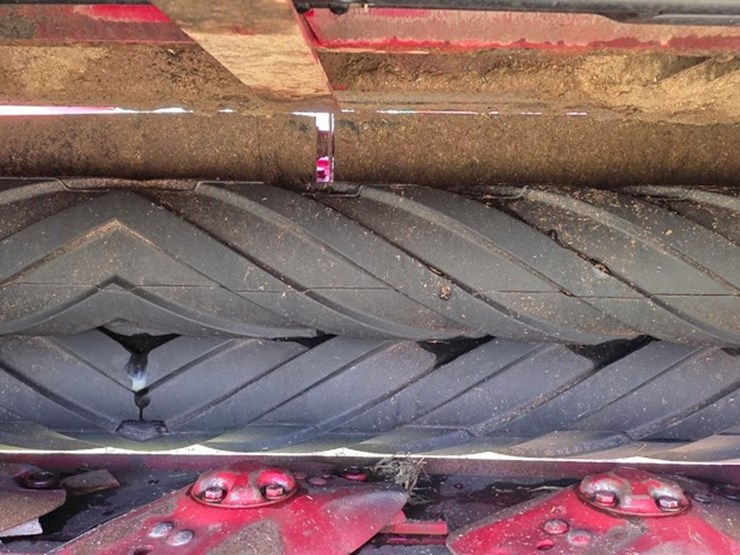 2023-case-ih-dc135-image-51