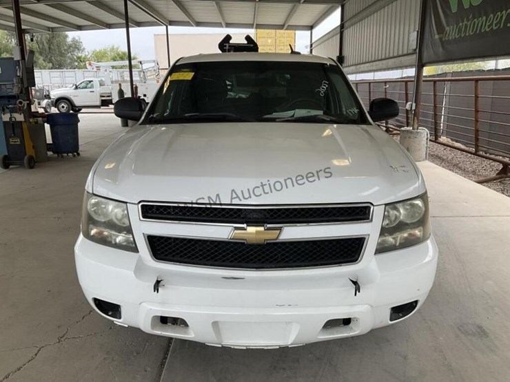 2007-chevrolet-tahoe-image-3