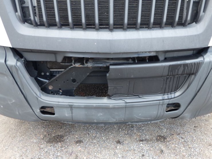 2019-international-lt-image-3