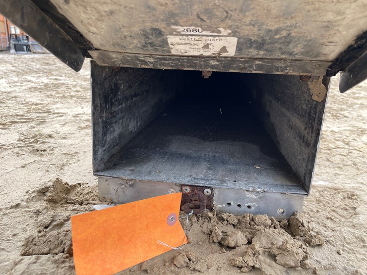 #3925-•-aluminum-truck-box-image-11