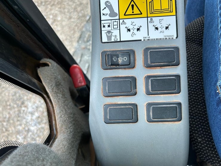 2020-bobcat-e50-image-26