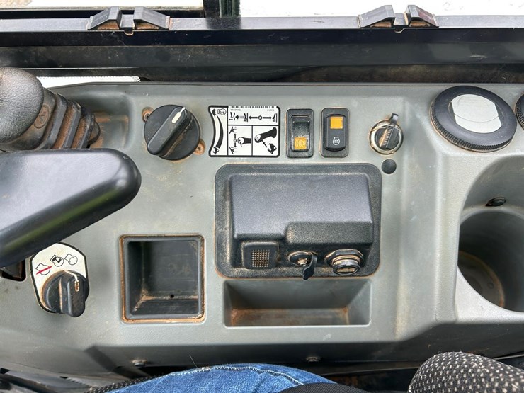 2020-bobcat-e50-image-24