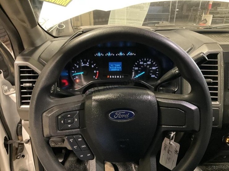 2017-ford-f350-image-17