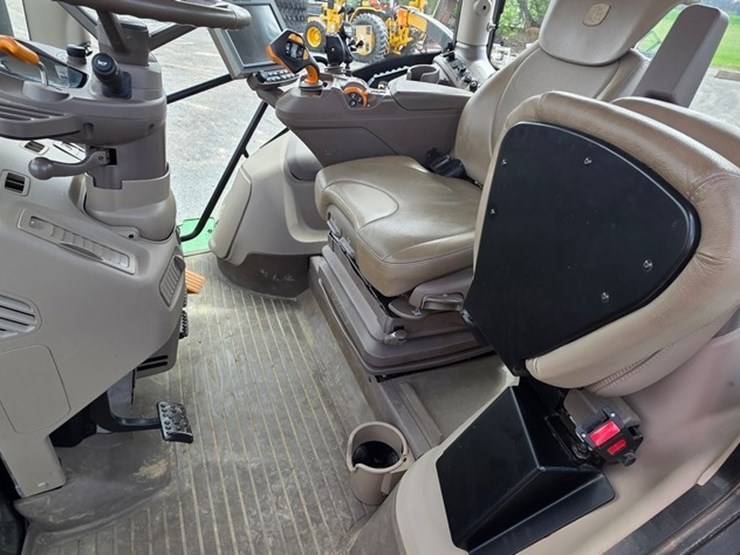 2021-john-deere-6230r-image-66