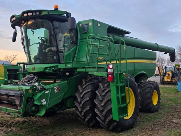 2013-john-deere-s680-image-1