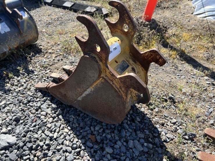 john-deere-12-image-4