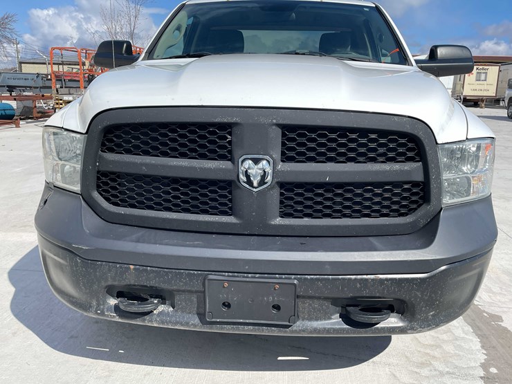 2015-dodge-1500-image-12