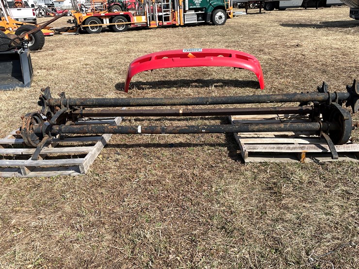 #10693-•-(4)-trailer-house-axles-image-3