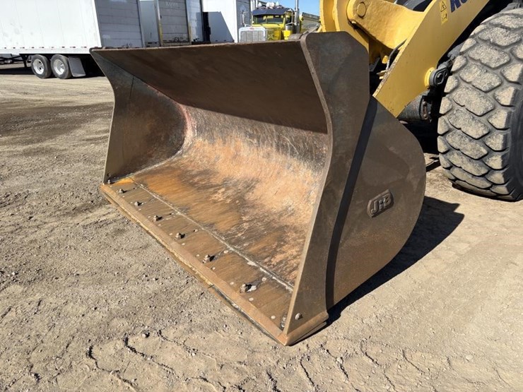 2018-komatsu-wa270-8-image-10