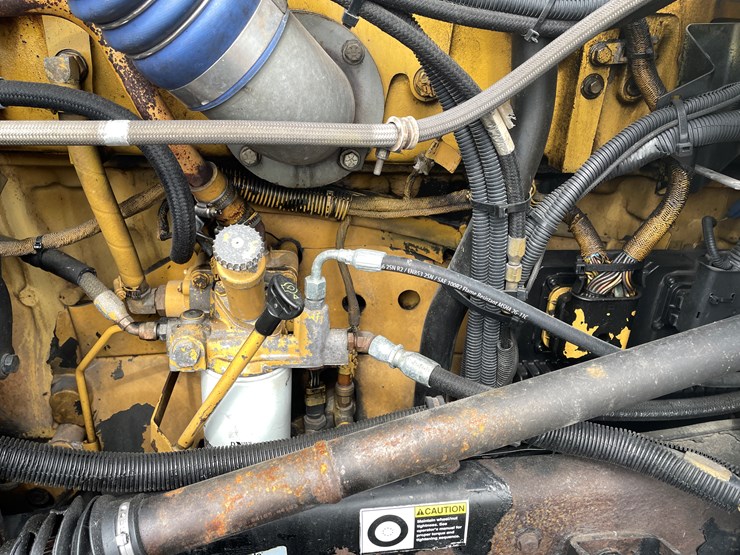 2006-caterpillar-c15-image-60