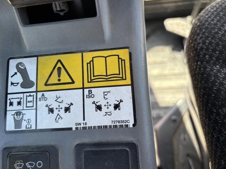 2020-bobcat-e26-image-29