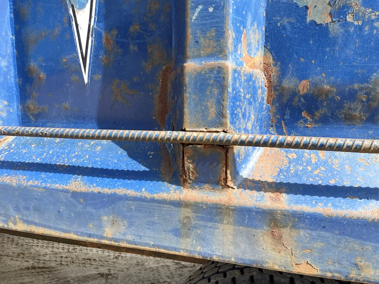 #401-•-1991-mac-rb688s-dump-truck-(has-mn-title)-image-31