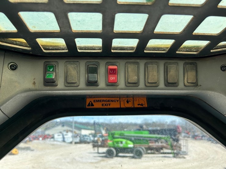 bobcat-t300-image-22