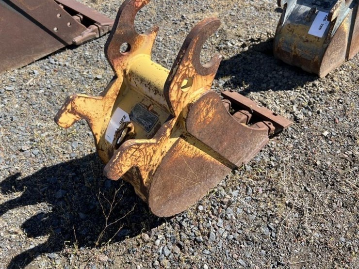 john-deere-12-image-3