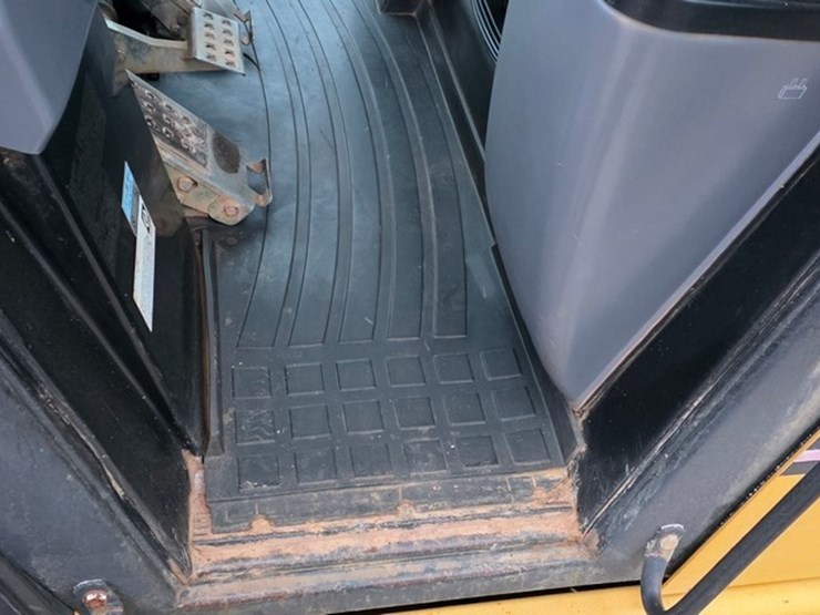 2006-caterpillar-963c-image-78