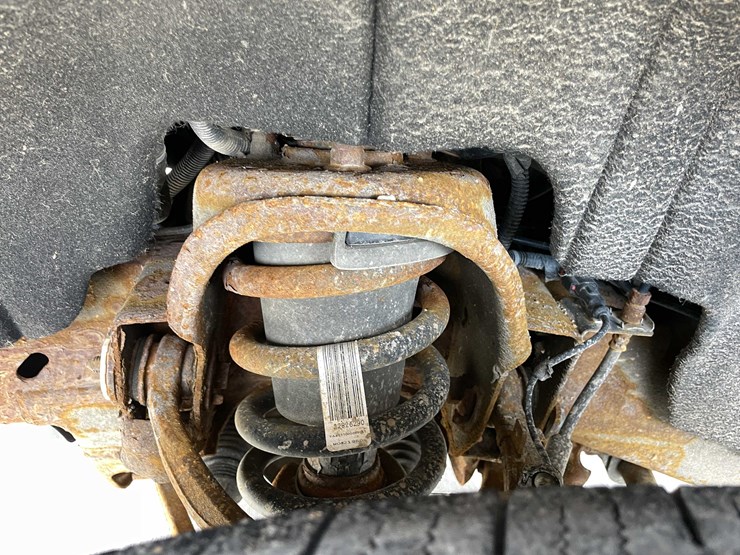 2015-chevrolet-1500-image-21