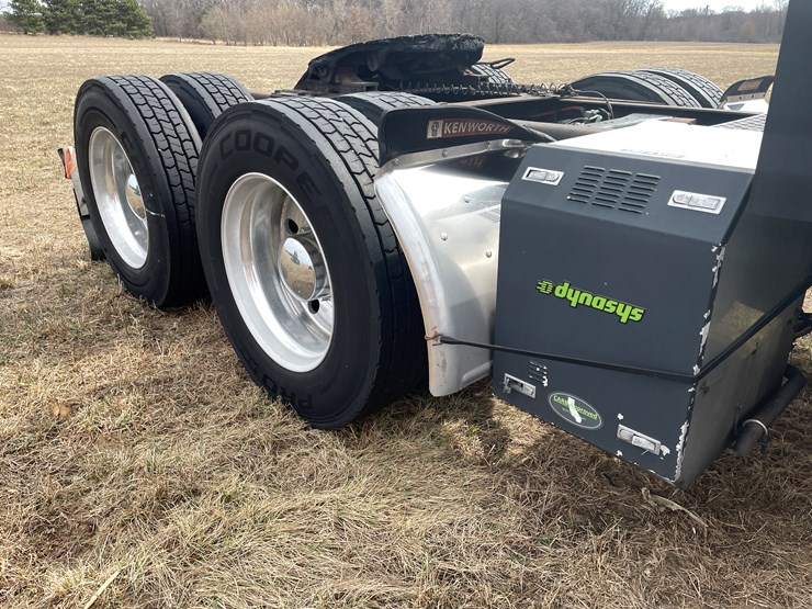 2006-caterpillar-c15-image-22