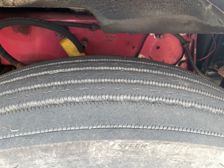 1989-peterbilt-379-image-73