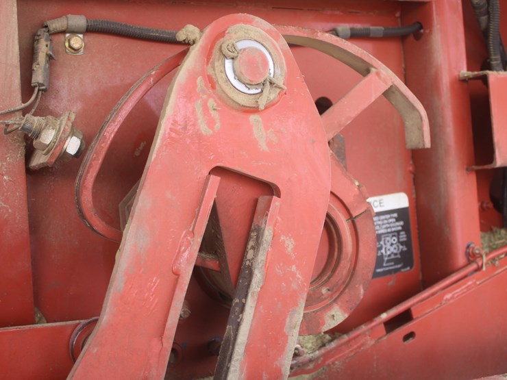 hesston-4910-image-68