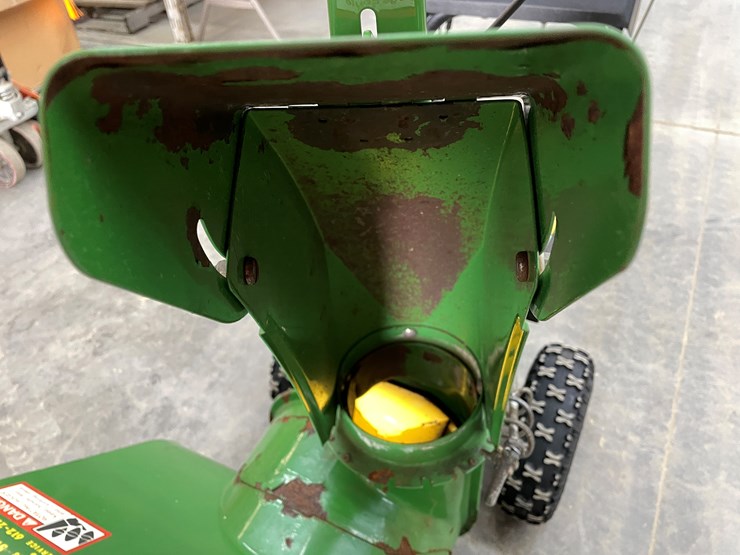 #3968-•-john-deere-trs24-snowblower-image-12