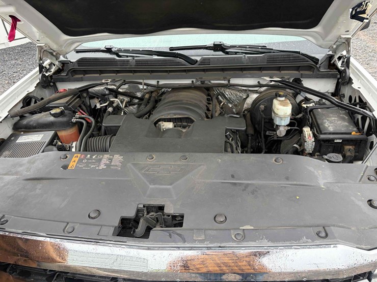 2018-chevrolet-silverado-lt-image-9