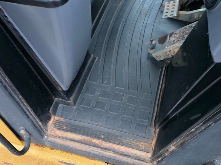 2006-caterpillar-963c-image-74