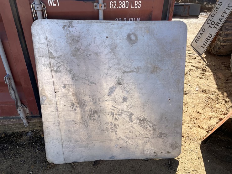 #3932-•-(2)-metal-retired-road-signs-image-8