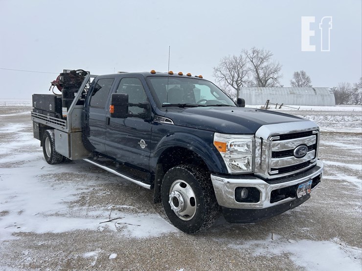 2016-ford-f350-xlt-image-3