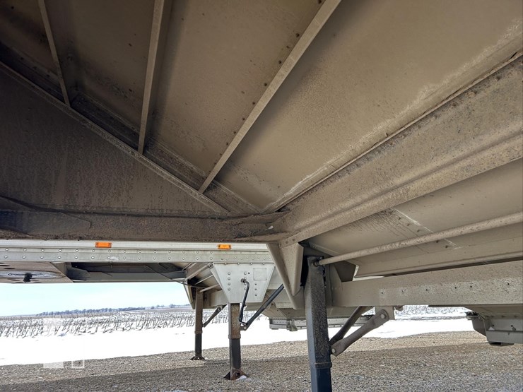 2009-wilson-grain-trailer-image-42